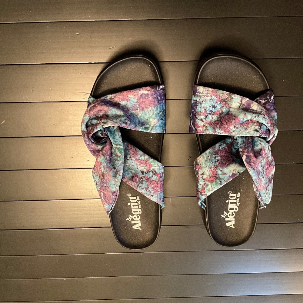 Alegria Mylee Itchycoo Sandal